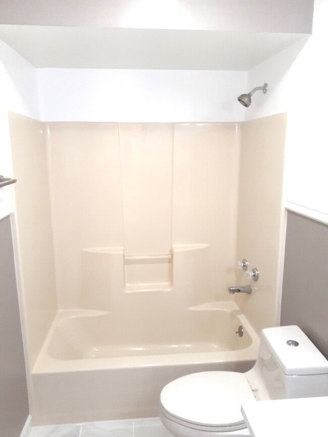 property at 607 Lily Ct