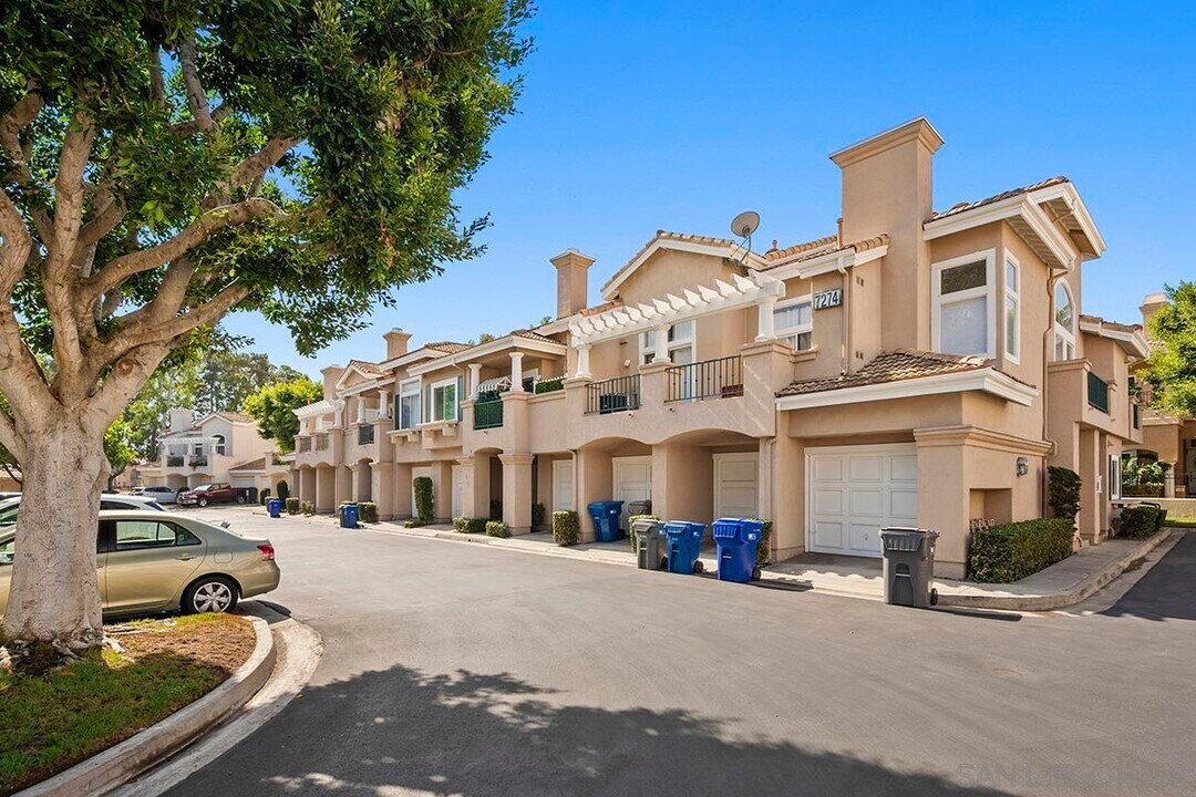7274 Shoreline Dr in San Diego, CA - Building Photo