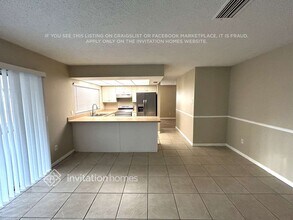 504 Hillside Ct in Brandon, FL - Building Photo - Building Photo