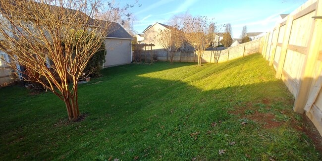 5050 Horsestall Dr in Knoxville, TN - Building Photo - Building Photo