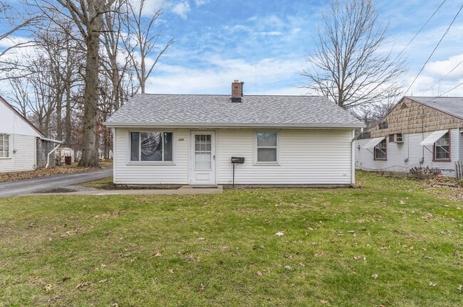 368 Erskine Ave in Youngstown, OH - Building Photo - Building Photo