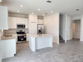 3258 Laurent Lp in Davenport, FL - Building Photo - Building Photo