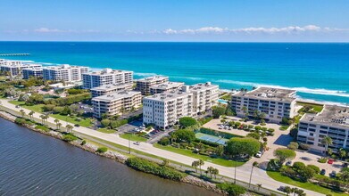 3230 S Ocean Blvd in Palm Beach, FL - Building Photo - Building Photo