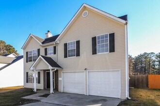 6432 E Meyer Dr in Morrow, GA - Building Photo - Building Photo