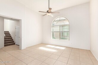 8405 W Lewis Ave in Phoenix, AZ - Building Photo - Building Photo