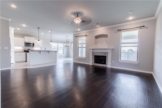 property at 1220 Gardenia St