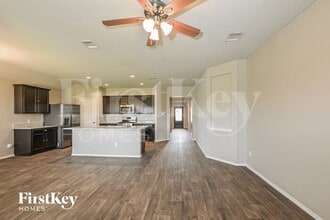 3906 Barnacle Ct in Baytown, TX - Building Photo - Building Photo