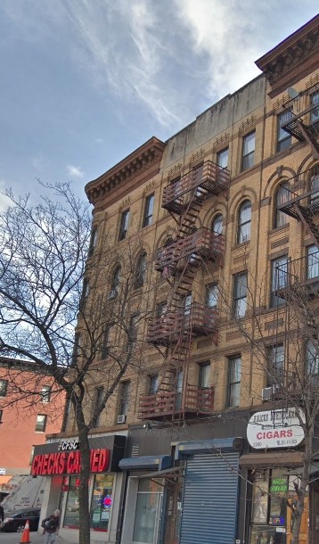 2252 1st Ave in New York, NY - Foto de edificio