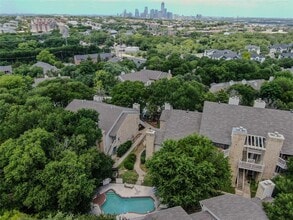 2450 Wickersham Ln in Austin, TX - Building Photo - Building Photo