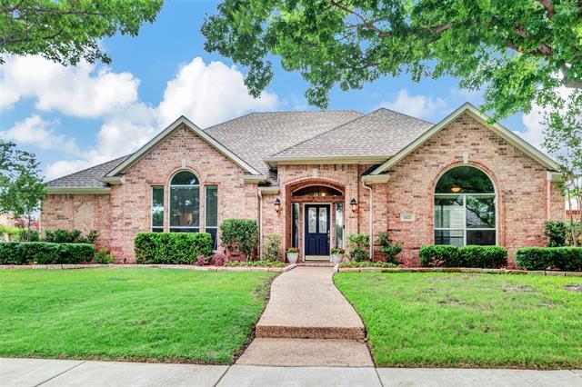 property at 4421 Oak Knoll Dr