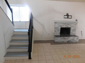 400 Tepatitlan Ct in Ridgecrest, CA - Building Photo - Building Photo