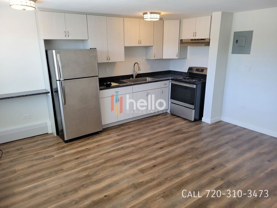 3377 S Clarkson St in Englewood, CO - Building Photo