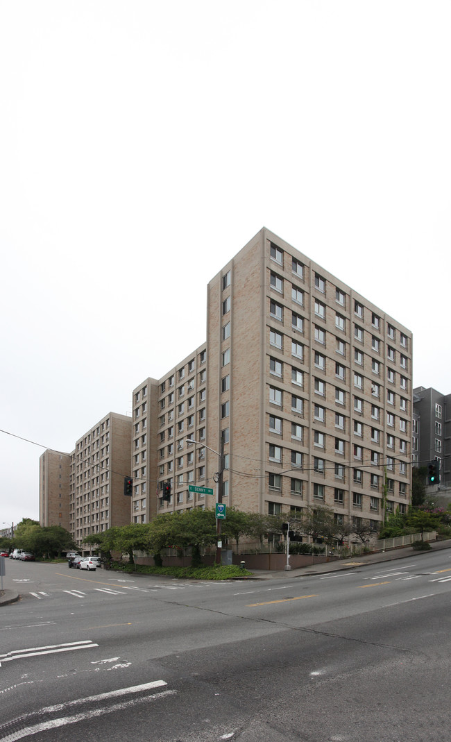 Denny Terrace in Seattle, WA - Foto de edificio - Building Photo