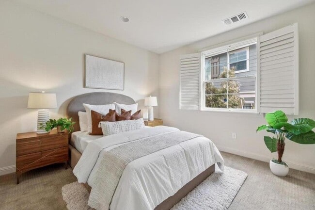 property at 101 Butterweed Ln