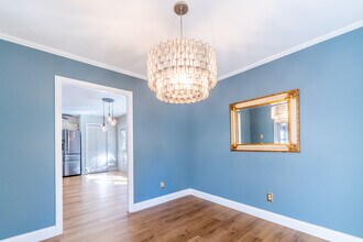 5603 Ventura Dr in Durham, NC - Foto de edificio - Building Photo