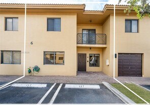 11115 W Okeechobee Rd in Hialeah Gardens, FL - Building Photo