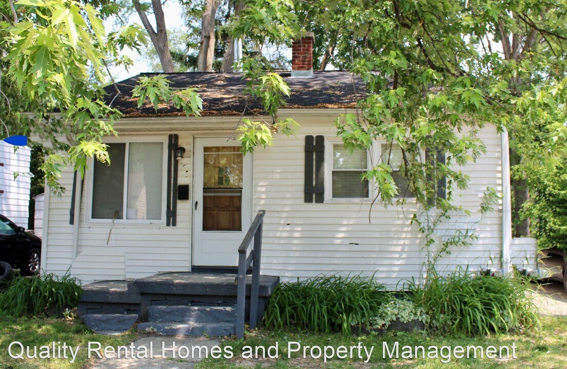 967 Salisbury Ave Photo