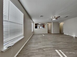 12529 Sky Harbor Dr in Austin, TX - Building Photo - Building Photo