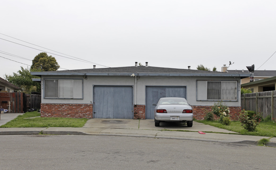 21709-21711 Arbor Ct in Hayward, CA - Building Photo