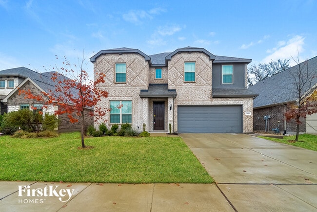 property at 2815 Willow Ln