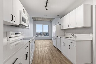Solara Flats in Winnipeg, MB - Building Photo
