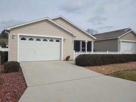 1017 Jace Pl in the Villages, FL - Building Photo