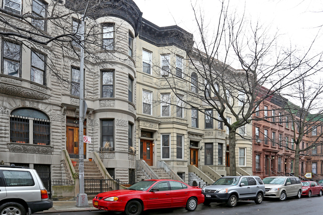 425 W 147th St in New York, NY - Foto de edificio