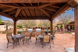 9726 E S Bend Dr in Scottsdale, AZ - Building Photo - Building Photo