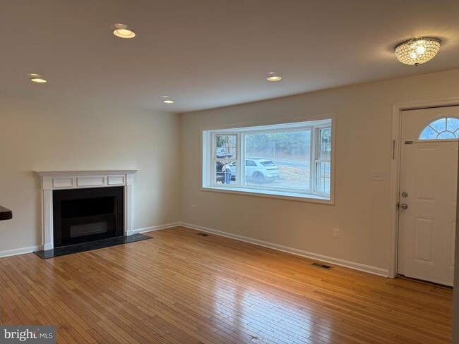 4032 Olley Ln in Fairfax, VA - Building Photo - Building Photo