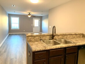 1728 Manning Dr in Clarksville, TN - Building Photo - Building Photo