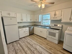 6274 Sweetwater Ct, Unit 6274 Sweetwater Ct in Columbus, OH - Foto de edificio - Building Photo