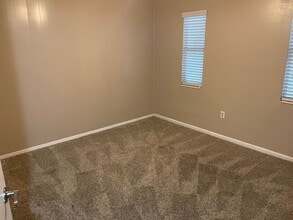 1943 Dawsey St in Tallahassee, FL - Building Photo - Building Photo