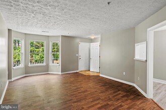 50 Amberstone Ct in Annapolis, MD - Building Photo - Building Photo