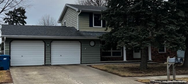 property at 760 Heritage Dr