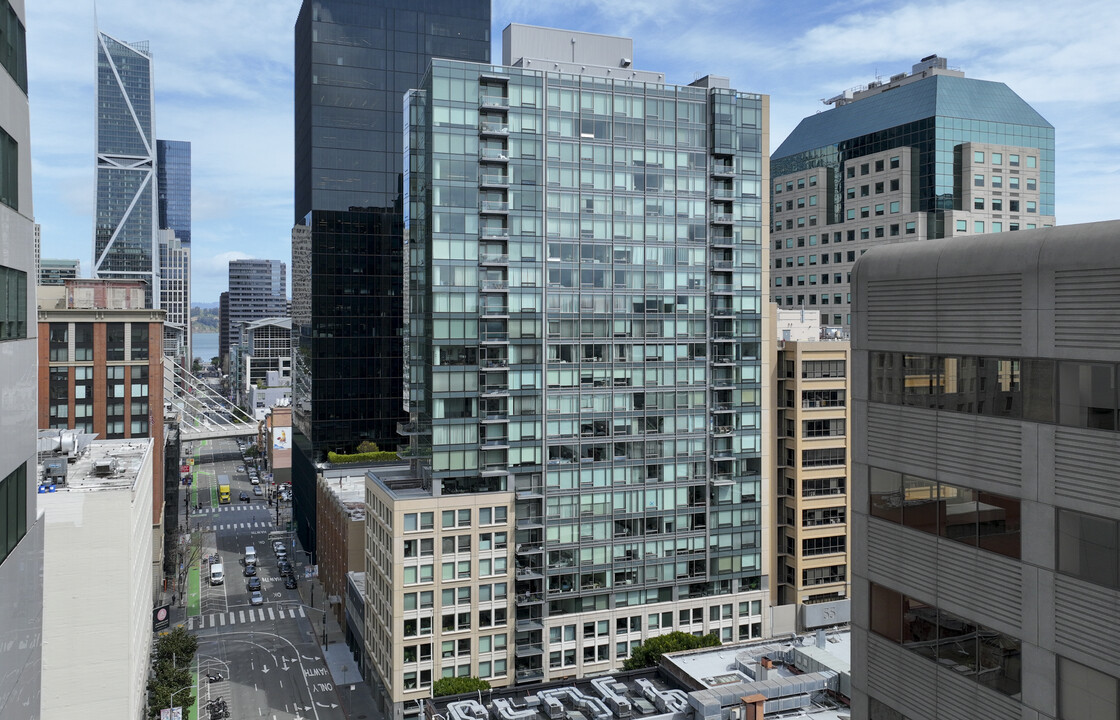 One Hawthorne in San Francisco, CA - Foto de edificio