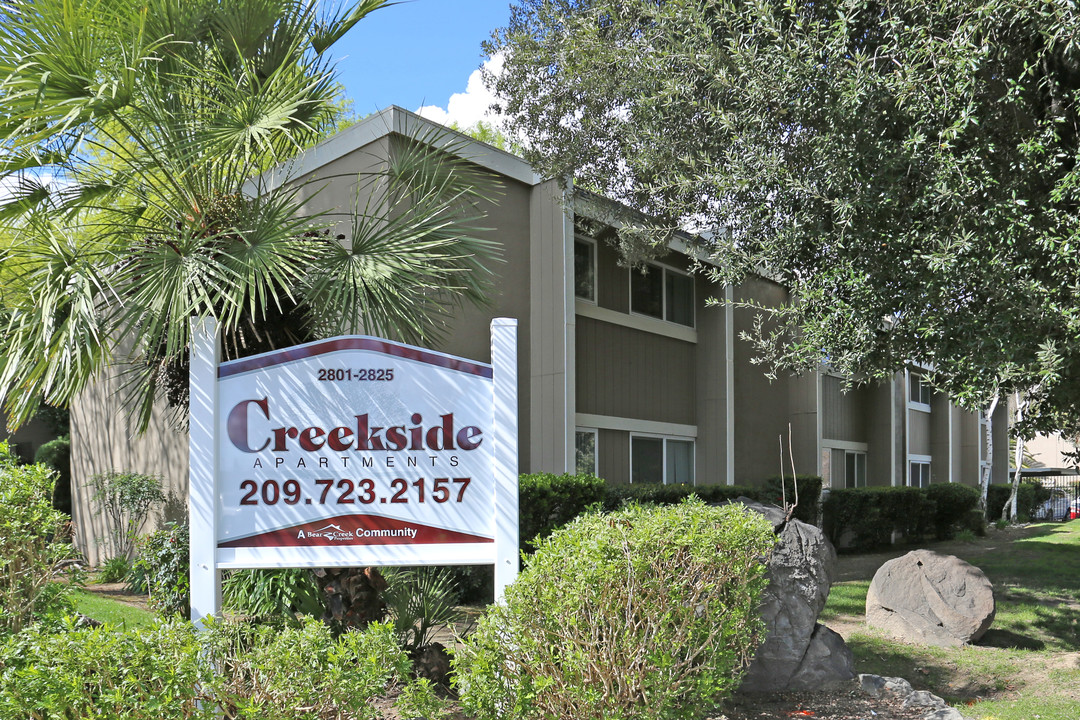 Creekside Apartments in Merced, CA - Building Photo