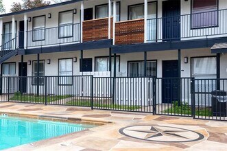 13266 Emily Rd in Dallas, TX - Building Photo - Building Photo
