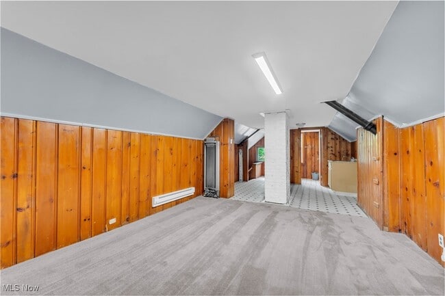 property at 915 Helmsdale Rd