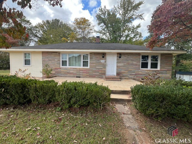 140 Kentucky Cir in Athens, GA - Building Photo