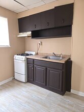 2219 Winton St in Philadelphia, PA - Building Photo - Building Photo