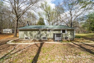 9044 Blue Springs Cir in Athens, AL - Building Photo - Building Photo