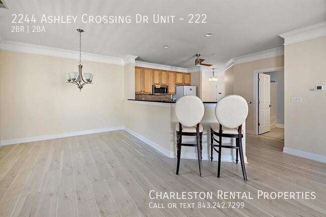 2244 Ashley Crossing Dr in Charleston, SC - Building Photo - Building Photo