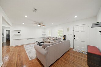 4019 Blue Bonnet Blvd in Houston, TX - Building Photo - Building Photo
