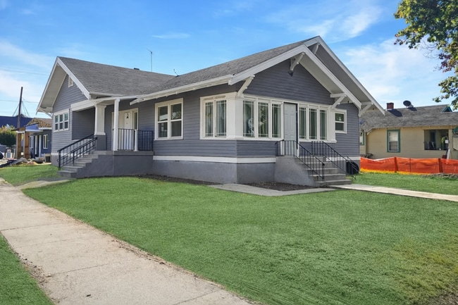 property at 1601 Miller Ave