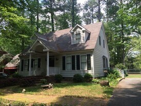 2728 Old Sugar Rd in Durham, NC - Building Photo