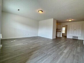 3406 SW Landau Ct in Bentonville, AR - Building Photo - Building Photo