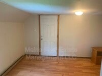 589 Main St photo'