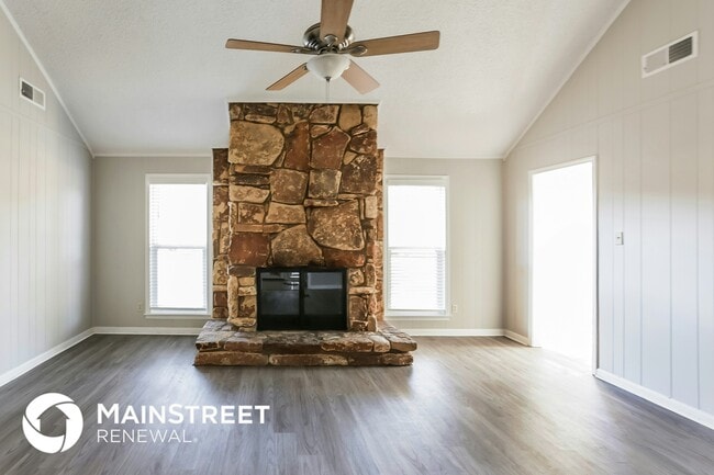 4454 Westbury Dr in Memphis, TN - Building Photo - Building Photo