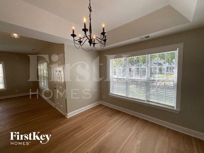 15819 Robins Way in Huntersville, NC - Building Photo - Building Photo