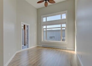 844 Goldstream Ave in Langford, BC - Building Photo - Building Photo